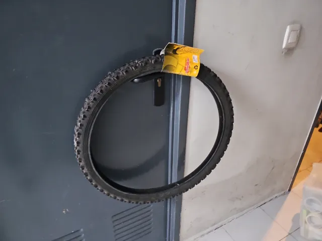 Cubierta TKM MTB 24x2.10 Negra