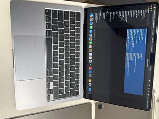 MacBook Air 13 M2 8 núcleos Plata/Gris Espacial