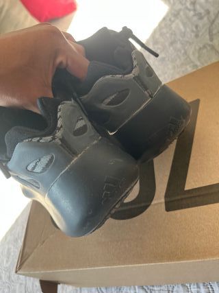 Adidas Yeezy 700 V3 Black
