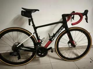 Bicicleta Carretera Wilier Garda Negra/Roja