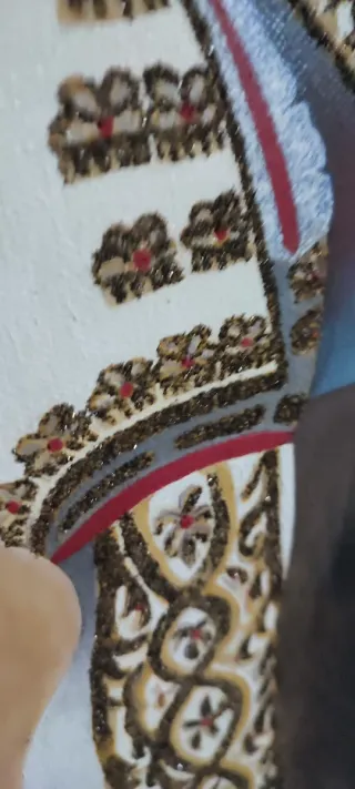 Cuadro de tauromaquia con toro y torero