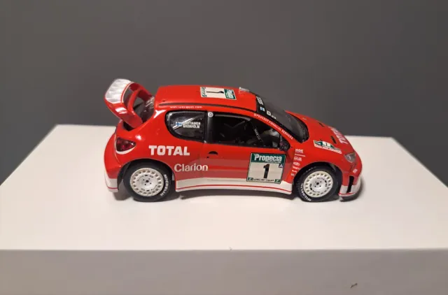 MINIATURA RALLY PEUGEOT 206 WRC