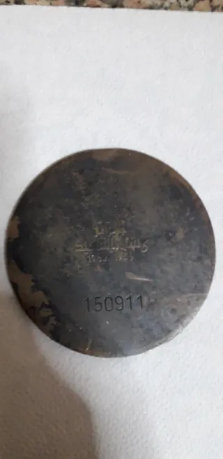 Medalla coleccionista con media luna arabe. 