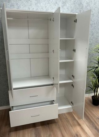 CHOLLO!! Armario 3 puertas blanco con espejo