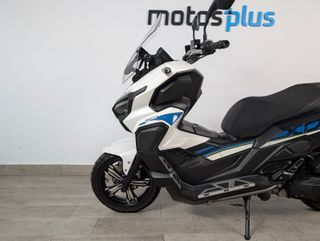 KEEWAY VIESTE XDV 125 2024