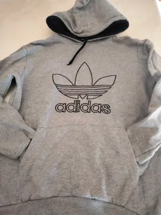 Camisola com capuz Adidas cinzenta