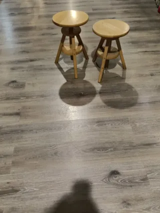 Taburete giratorio madera maciza artesanal