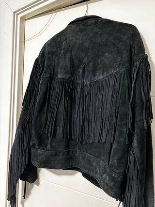 Chaqueta ante AMI International London.