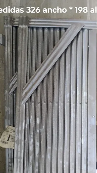 Puerta Metálica Extensible