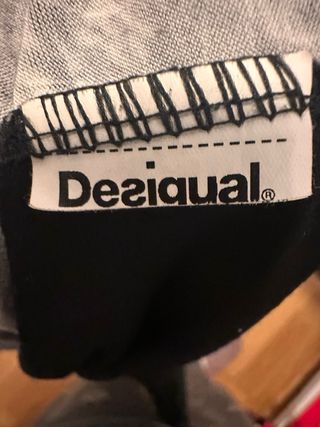 Camiseta Desigual manga larga estampada