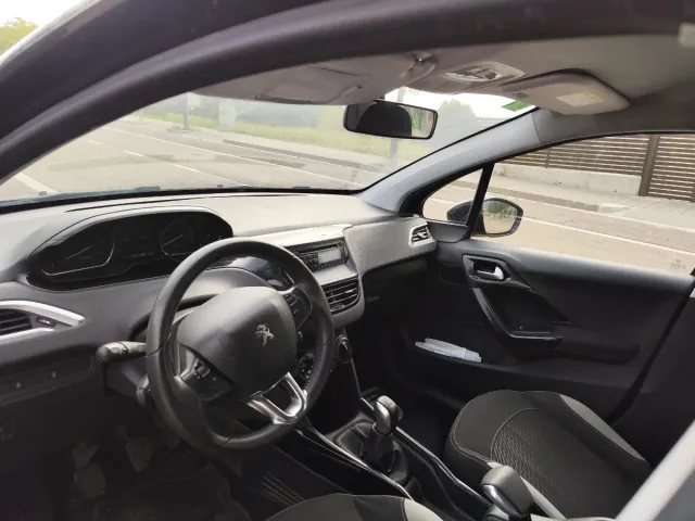 Peugeot 2008 2015
