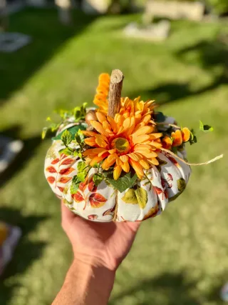Calabaza artesanal decorativa