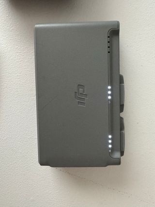 Hub y 2 Baterías DJI Mini 2