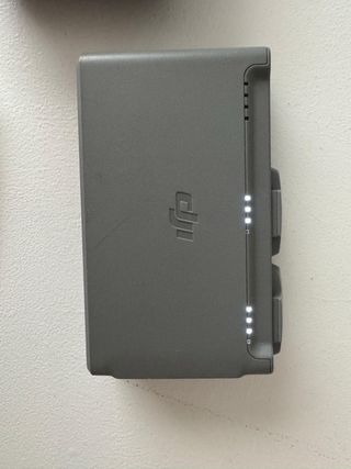 Hub y 2 Baterías DJI Mini 2