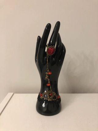 Bracciale anello gotico con rosa rossa