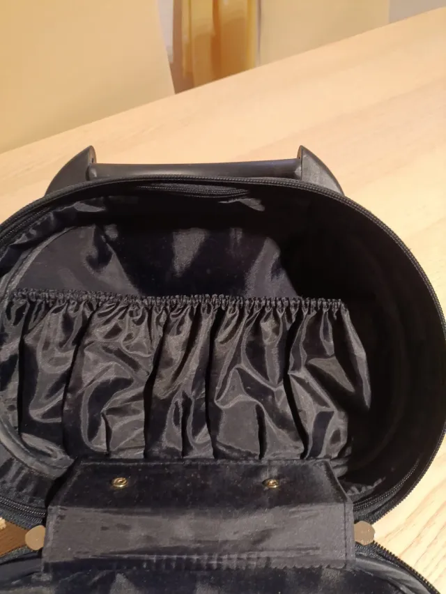 Neceser de viaje con un diseño práctico y elegante