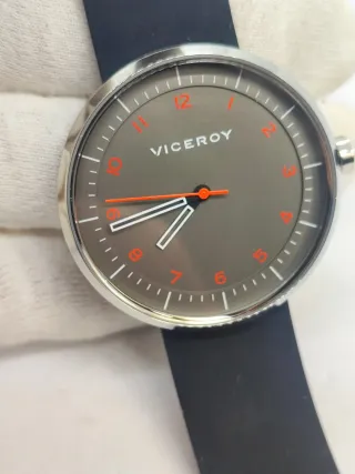 471207 Viceroy Caballero. Acero. Esfera Gris.
