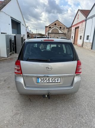 Opel Zafira 2009