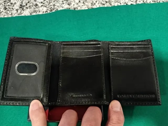 Cartera Tommy Hilfiger Negra