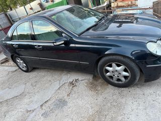 Mercedes-Benz C220 2005