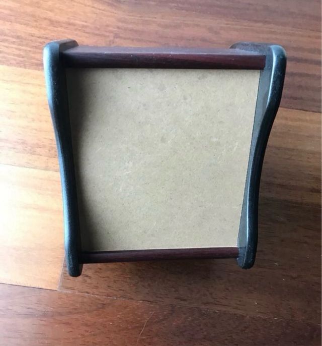 Organizador de madeira para controlos, notas,...