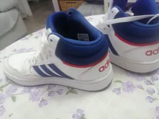 Botas Adidas Talla 40