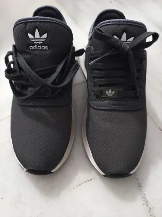 Zapatillas Adidas Gris/Blanco Poco Uso