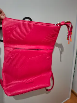 Mochila Desigual fuxia