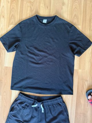 Conjunto Zara Negro Camiseta y Pantalón Corto