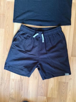 Conjunto Zara Negro Camiseta y Pantalón Corto