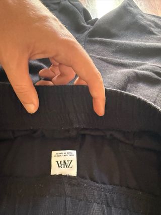 Conjunto Zara Negro Camiseta y Pantalón Corto