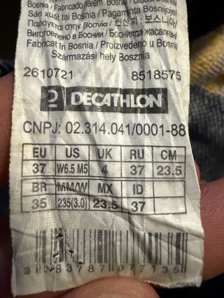 Pies de gato número 37
