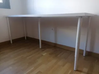 Patas de mesa blancas