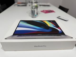 MacBook Pro 2017 i7 16GB 512GB Gris Espacial