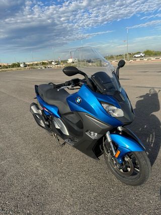 BMW 650 Sport Azul