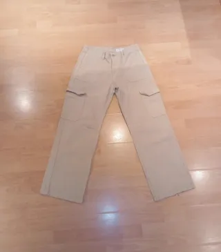 Pantalón vaquero beige