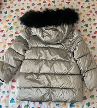 Chaquetón Abrigo gris metalizado Zara niña Talla 9