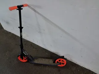 Patinete Oxelo Mid 7 Niño Naranja y Negro