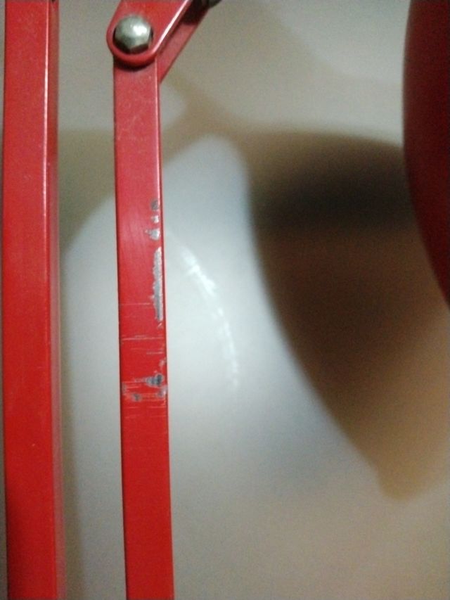 Lámpara de arquitecto articulada roja Metalarte 