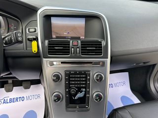 VOLVO XC60 2.0D3 150CV MOMENTUM 2017 125.000KM