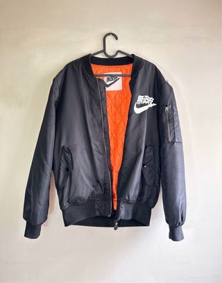 Chaqueta Bomber Nike Negra Naranja
