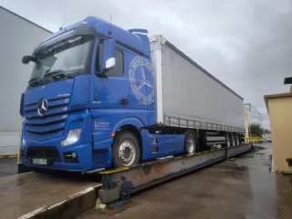 Camión Mercedes Actros LS MP4