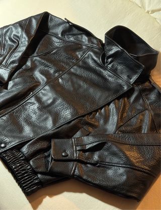 Chaqueta efecto piel Zara