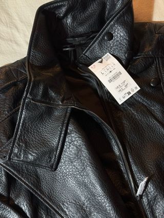 Chaqueta efecto piel Zara