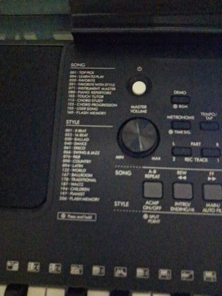Teclado Yamaha Sensible