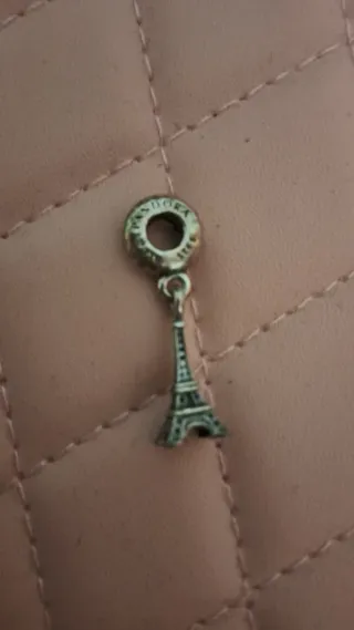 Charm Pandora Torre Eiffel Plata