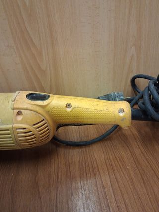 Amoladora Dewalt DWS492S-QS