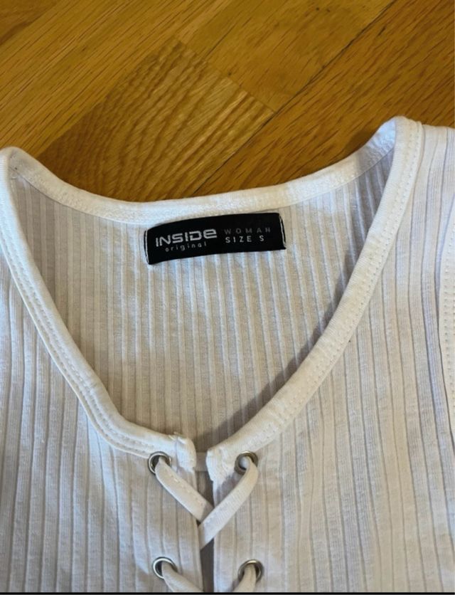 Top INSIDE blanco con cordones talla S