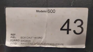 Zapatos de trabajo negros suaves