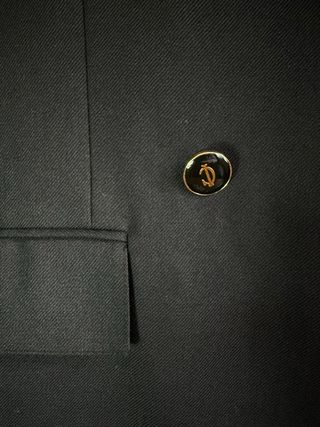 Chaqueta cruzada negra